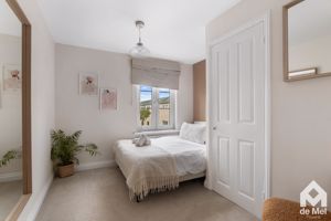 Photo 7- click for photo gallery